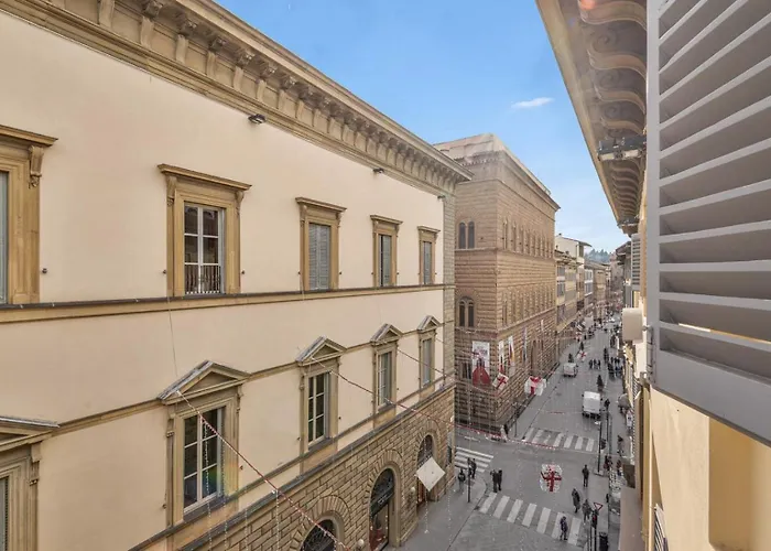 Tornabuoni Living